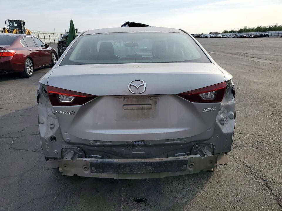 Снимка 6 от търг – 2015 MAZDA 3 с VIN 3MZBM1U71FM213360