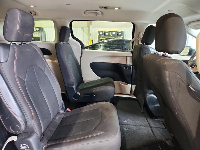 Снимка 11 от търг – 2017 CHRYSLER PACIFICA с VIN 2C4RC1DG8HR758925