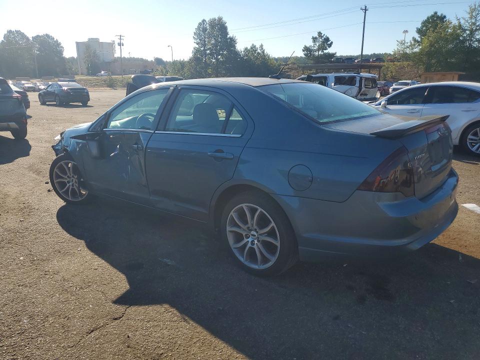Снимка 2 от търг – 2012 FORD FUSION с VIN 3FAHP0HA0CR135162