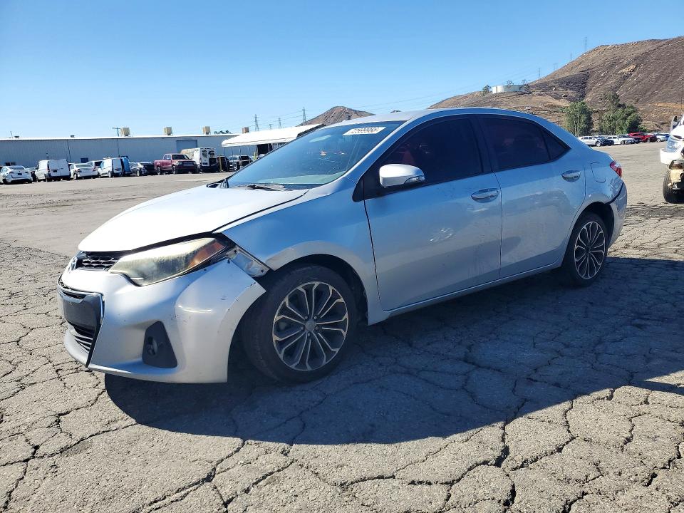 Снимка 1 от търг – 2016 TOYOTA COROLLA с VIN 5YFBURHEXGP398304