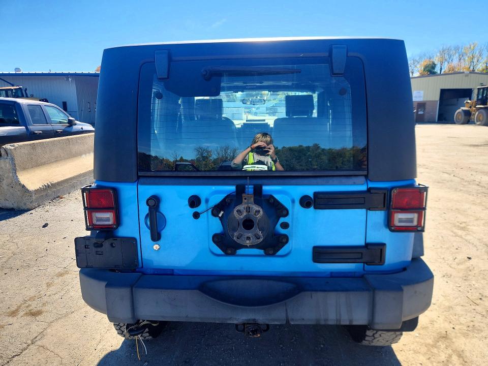 Foto 6 de la subasta – 2010 JEEP WRANGLER con VIN 1J4AA2D17AL185397