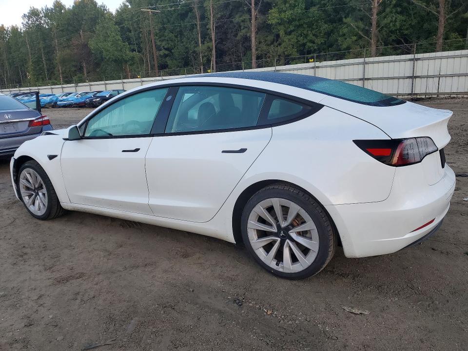 Снимка 2 от търг – 2023 TESLA MODEL 3 с VIN 5YJ3E1EA9PF447492