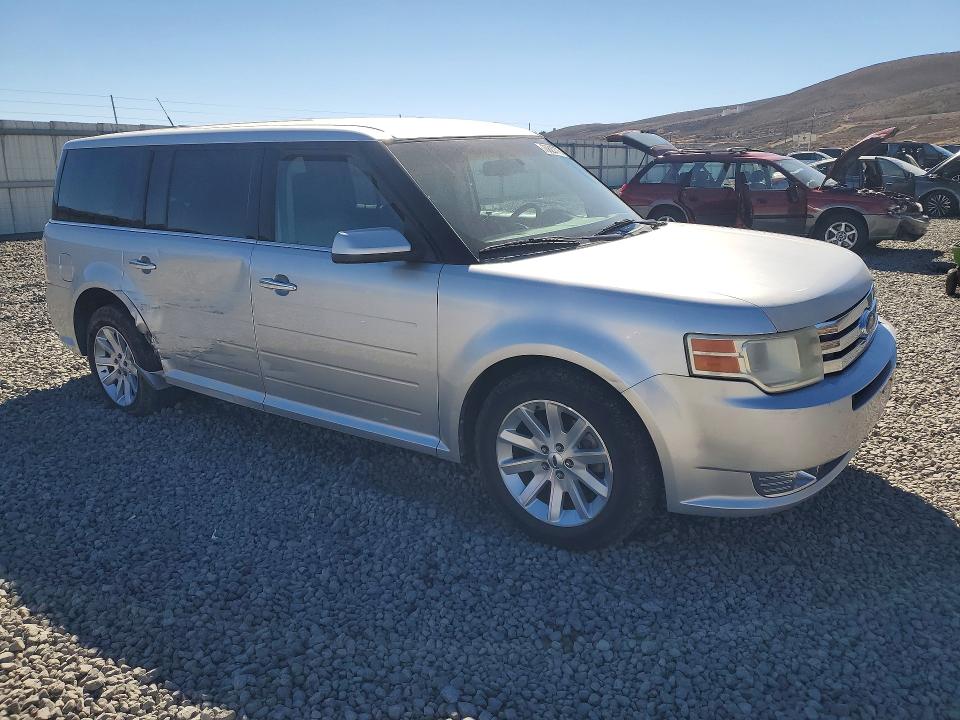 Фото 4 с аукциона – 2010 FORD FLEX с VIN 2FMHK6CC0ABA25286
