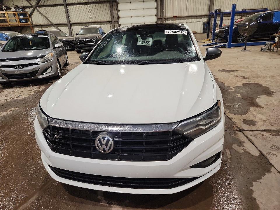 Снимка 5 от търг – 2019 VOLKSWAGEN JETTA с VIN 3VWE57BU4KM175333