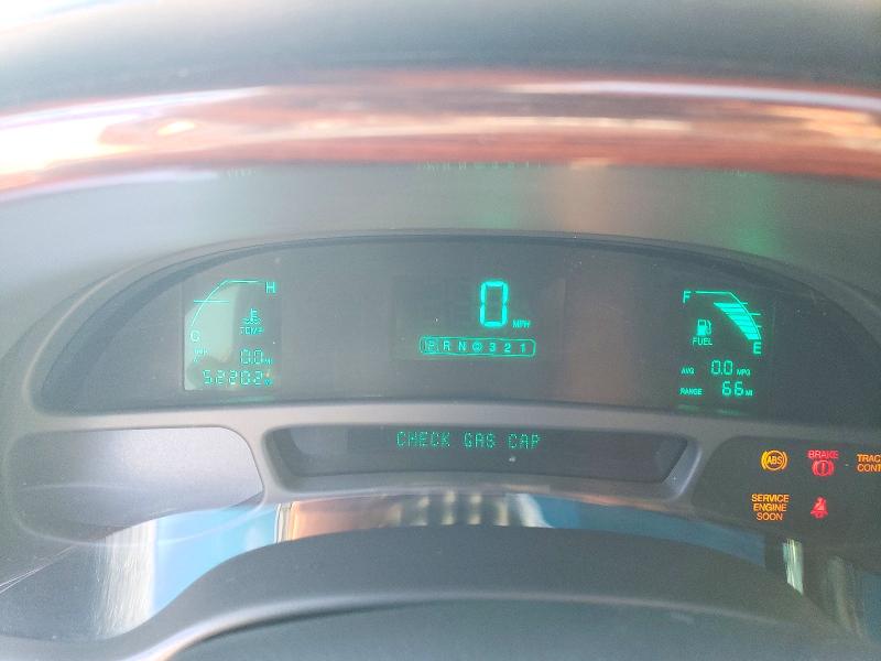 Снимка 9 от търг – 2003 CADILLAC DEVILLE с VIN 1GEEH00Y03U500894