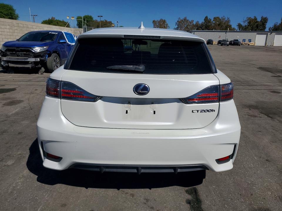 Zdjęcie 6 z aukcji – 2014 LEXUS CT z VIN JTHKD5BH3E2195597