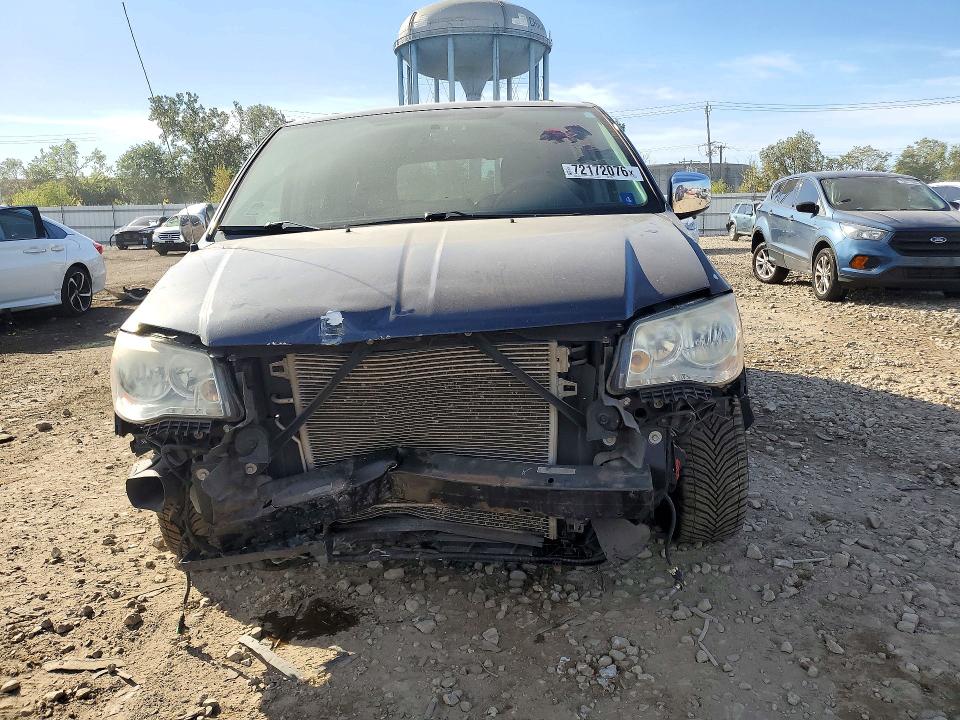 Снимка 5 от търг – 2013 CHRYSLER TOWN & COUNTRY с VIN 2C4RC1CG3DR806052