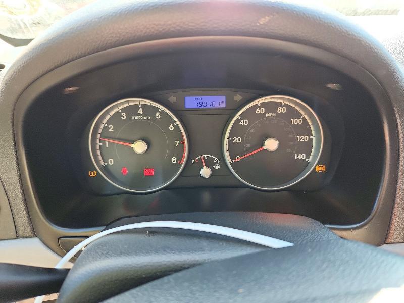 Photo 9 from auction – 2010 HYUNDAI ACCENT with VIN KMHCM3AC2AU171754