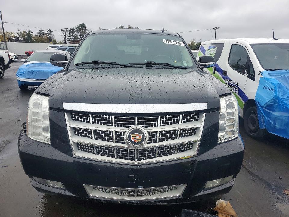 Фото 5 с аукциона – 2013 CADILLAC ESCALADE с VIN 1GYS4FEJ1DR175466