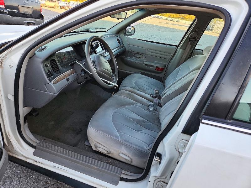 Фото 7 с аукциона – 1998 FORD CROWN VICTORIA с VIN 2FAFP73W2WX100728