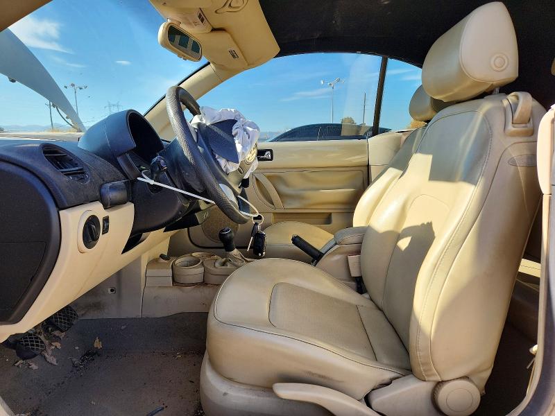 Снимка 7 от търг – 2005 VOLKSWAGEN NEW BEETLE с VIN 3VWBM31Y95M301063