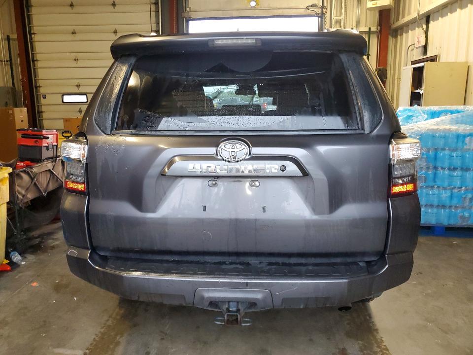 Снимка 6 от търг – 2014 TOYOTA 4RUNNER с VIN JTEBU5JR9E5174825