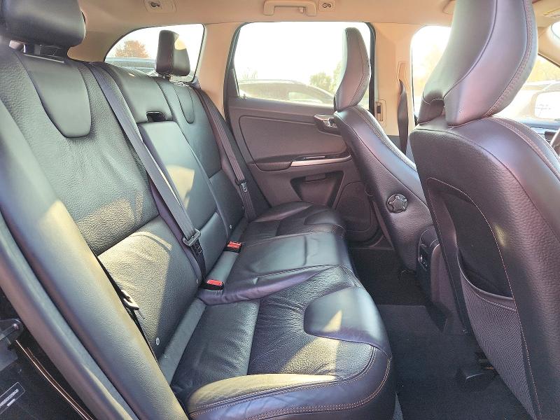 Снимка 11 от търг – 2012 VOLVO XC60 с VIN YV4902DZ2C2299430