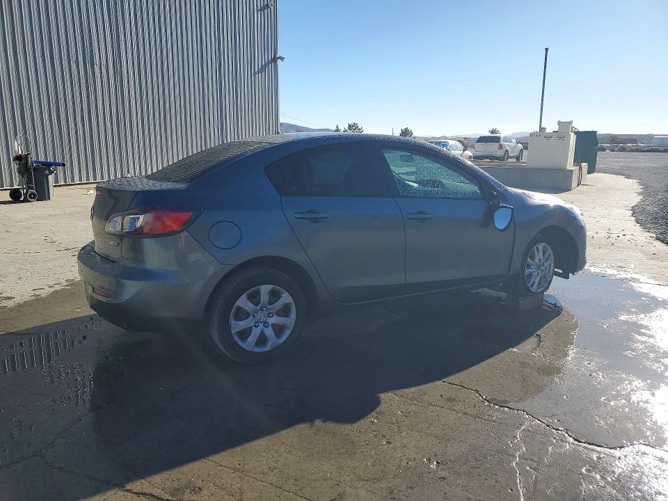 Снимка 3 от търг – 2013 MAZDA 3 с VIN JM1BL1U72D1713530