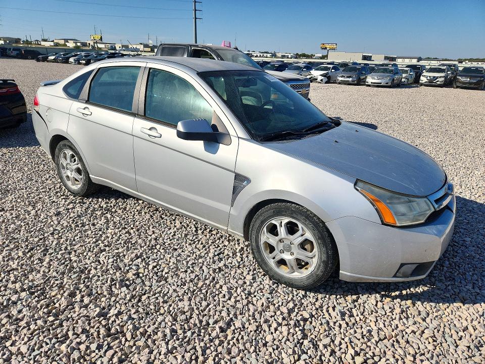 Снимка 4 от търг – 2008 FORD FOCUS с VIN 1FAHP35N78W244361