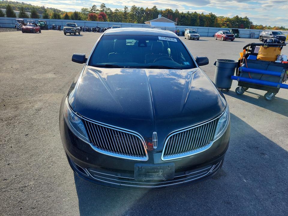 Zdjęcie 5 z aukcji – 2013 LINCOLN MKS z VIN 1LNHL9FT5DG601753