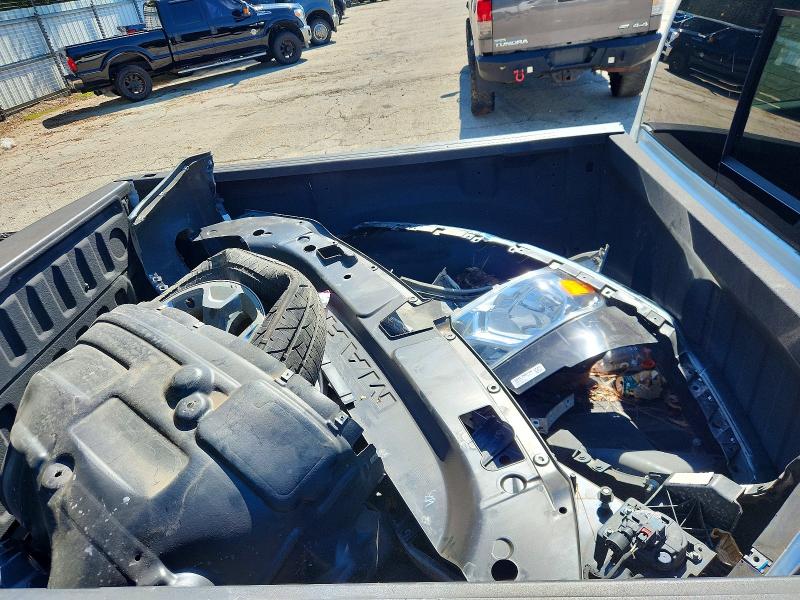 Снимка 12 от търг – 2020 RAM 1500 с VIN 1C6RREFT1LN250938