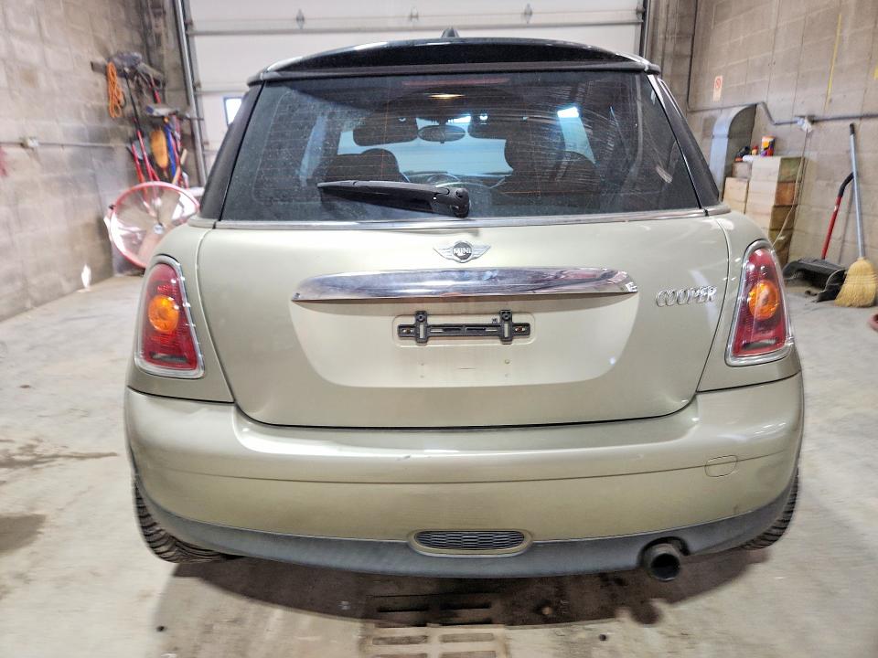 صورة رقم 6 من المزاد - 2007 MINI COOPER مع VIN WMWMF33577TU62392