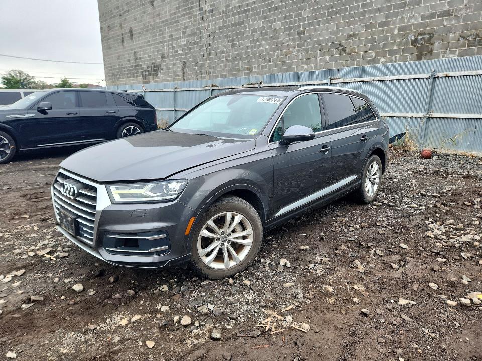 AUDI Q7 2019 с VIN WA1AAAF78KD013080 - Снимка от търг