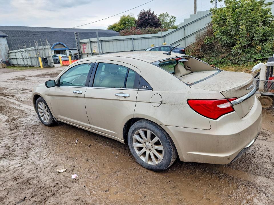 Снимка 2 от търг – 2013 CHRYSLER 200 с VIN 1C3CCBCG9DN574232