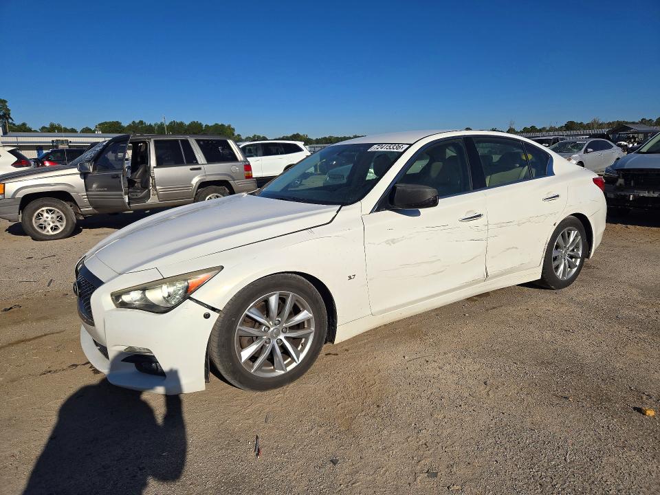 INFINITI Q50 2015 с VIN JN1BV7AP4FM332204 - Снимка от търг