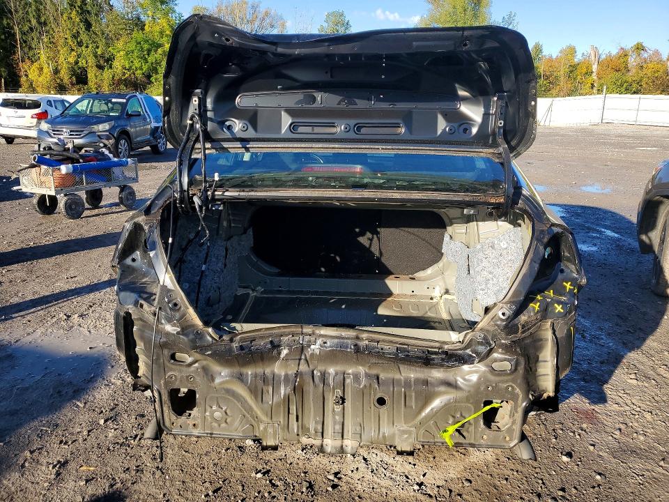 Снимка 6 от търг – 2021 HONDA CIVIC с VIN 19XFC1F37ME208365