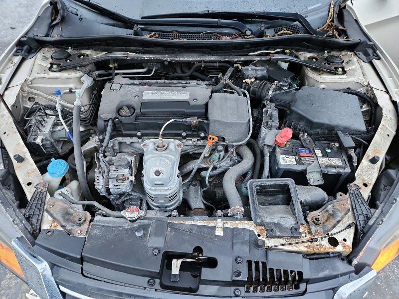 Photo 11 from auction – 2015 HONDA ACCORD with VIN 1HGCR2F86FA078623