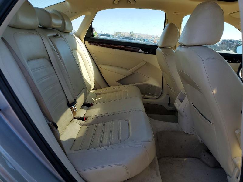 Снимка 10 от търг – 2012 VOLKSWAGEN PASSAT с VIN 1VWCP7A30CC065506