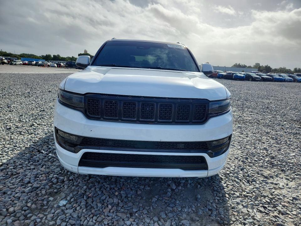 Снимка 5 от търг – 2022 JEEP GRAND WAGONEER с VIN 1C4SJVFP1NS220430