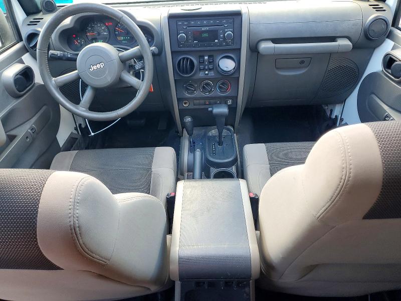 Снимка 8 от търг – 2007 JEEP WRANGLER с VIN 1J4GA39167L222750
