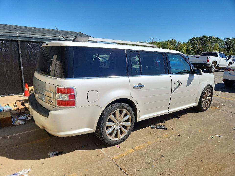 Photo 3 from auction – 2013 FORD FLEX with VIN 2FMHK6DT2DBD28167