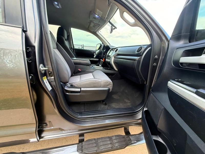 Photo 5 from auction – 2014 TOYOTA TUNDRA with VIN 5TFRM5F1XEX073304