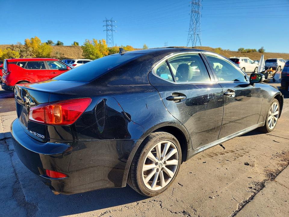 صورة رقم 3 من المزاد - 2009 LEXUS IS مع VIN JTHCK262995033878