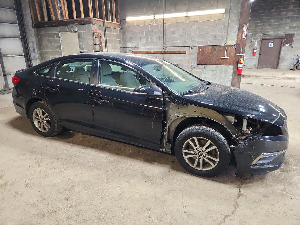 Photo 4 from auction – 2016 HYUNDAI SONATA with VIN 5NPE24AA4GH432182