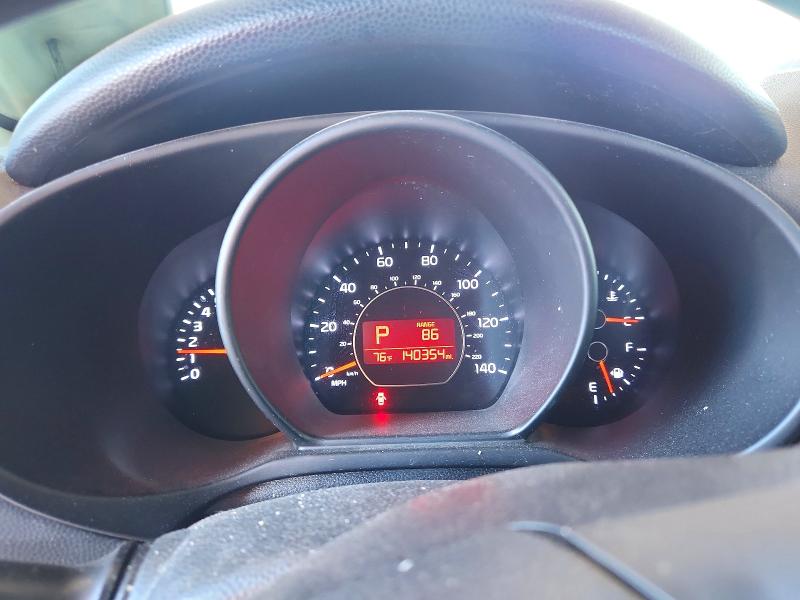 Foto 9 de la subasta – 2016 KIA SOUL con VIN KNDJN2A24G7343154
