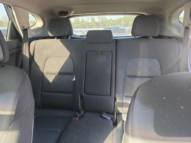Снимка 10 от търг – 2017 HYUNDAI TUCSON с VIN KM8J33A20HU486242