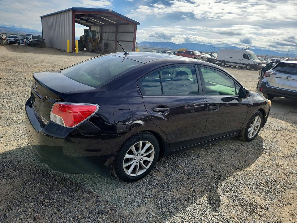 Foto 3 de la subasta – 2012 SUBARU IMPREZA con VIN JF1GJAC67CH026057