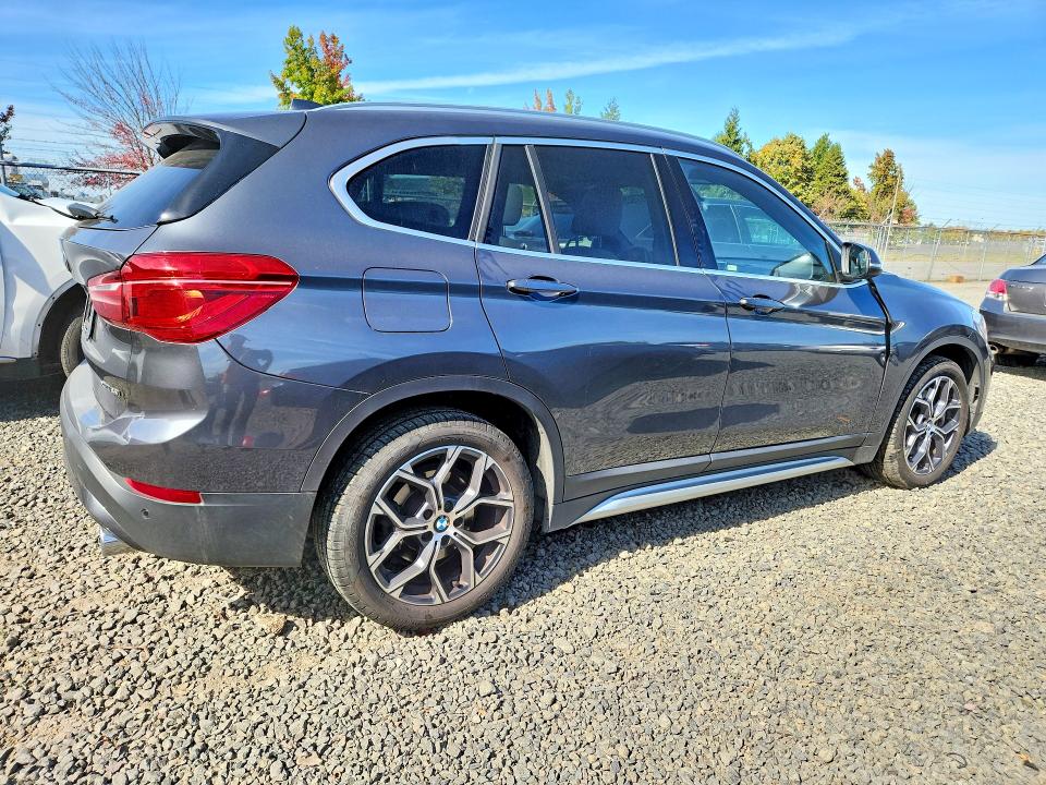 Photo 3 from auction – 2021 BMW X1 with VIN WBXJG9C07M5S83704
