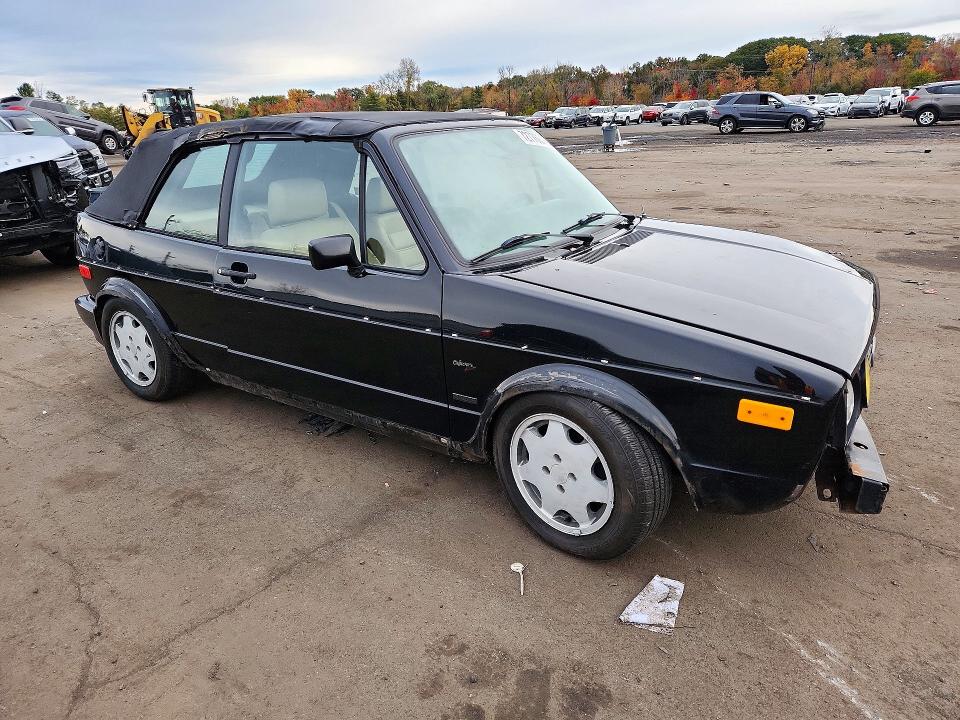 Photo 4 from auction – 1993 VOLKSWAGEN CABRIOLET with VIN WVWBB515XPK001696