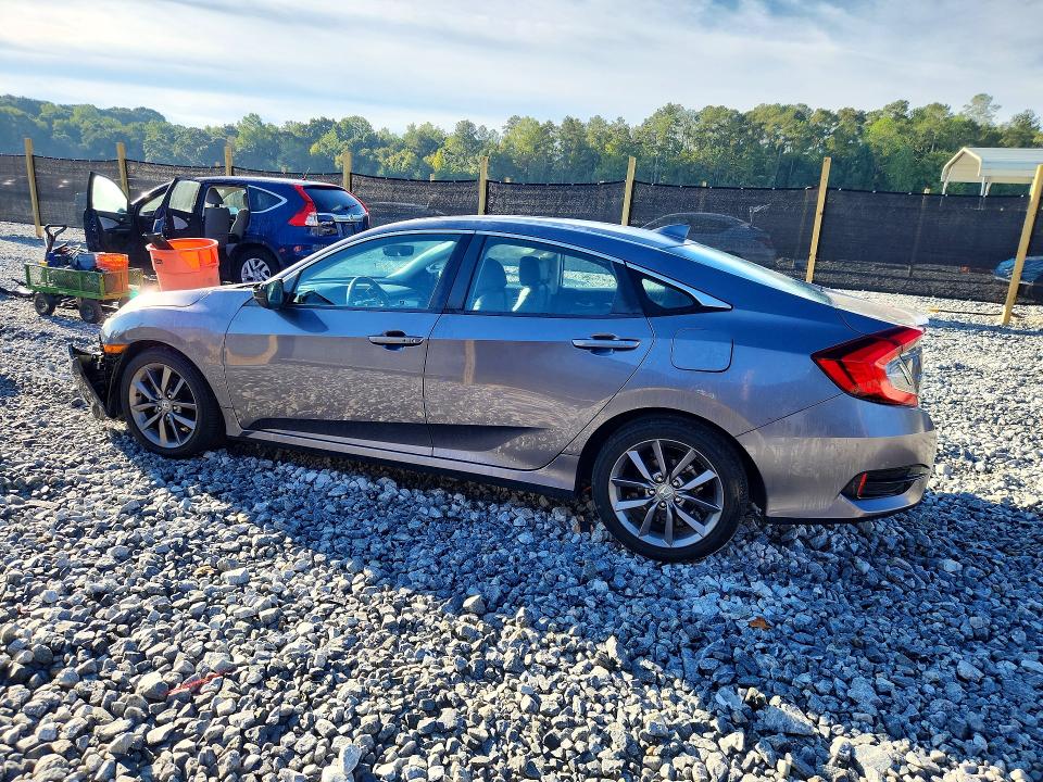 Снимка 2 от търг – 2021 HONDA CIVIC с VIN 19XFC1F73ME007176