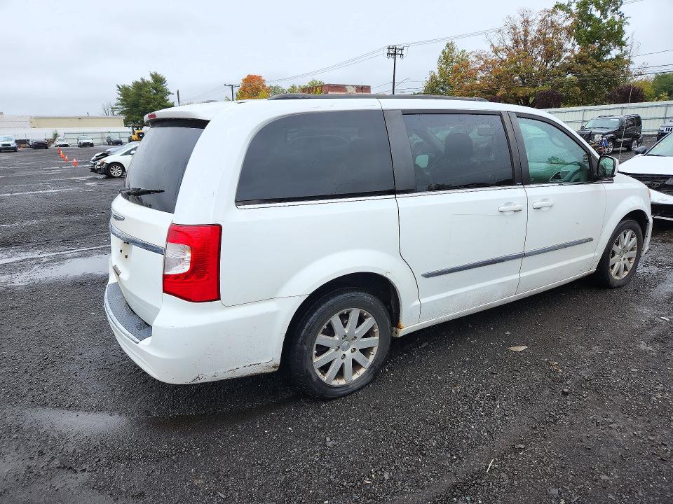 Снимка 3 от търг – 2014 CHRYSLER TOWN & COUNTRY с VIN 2C4RC1BG9ER336791