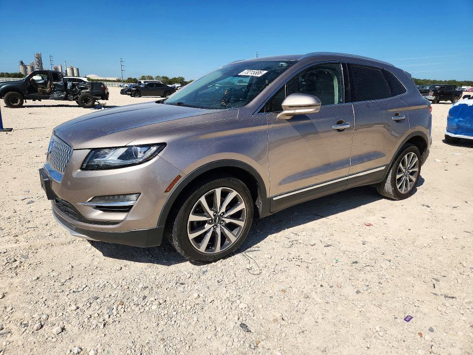 صورة رقم 1 من المزاد - 2019 LINCOLN MKC مع VIN 5LMCJ3C94KUL18343