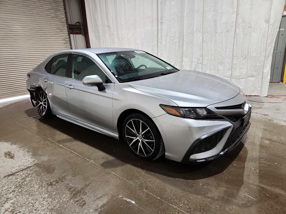 Снимка 4 от търг – 2023 TOYOTA CAMRY с VIN 4T1G11AK1PU809555