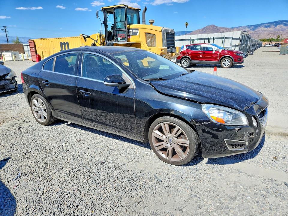 صورة رقم 4 من المزاد - 2012 VOLVO S60 مع VIN YV1902FH5C2134036