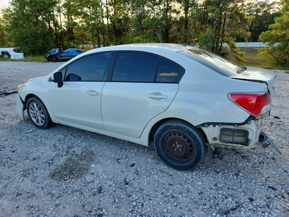 Снимка 2 от търг – 2012 SUBARU IMPREZA с VIN JF1GJAB6XCH006869