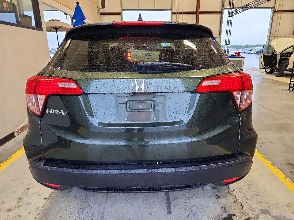 Photo 6 from auction – 2017 HONDA HR-V with VIN 3CZRU5H33HM704560