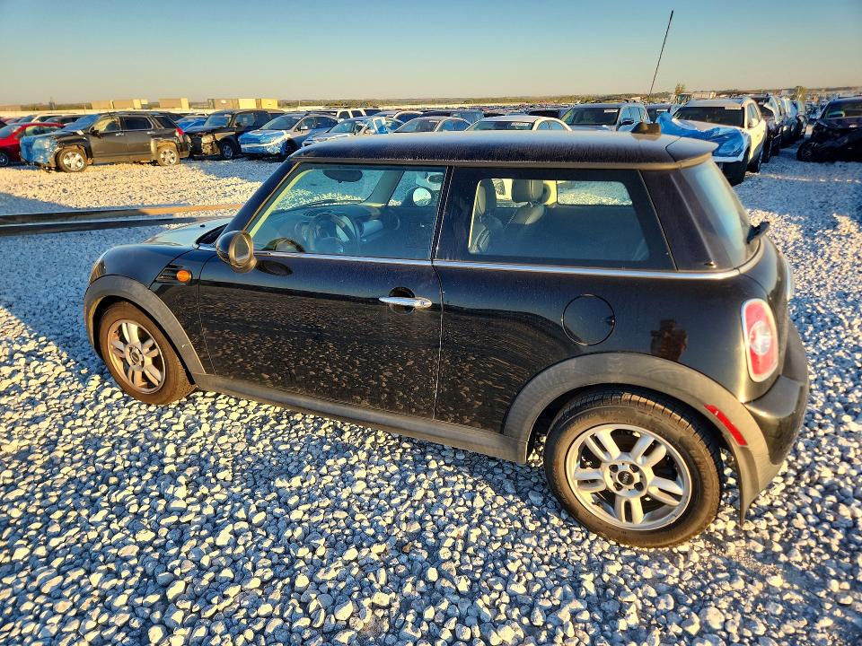 صورة رقم 2 من المزاد - 2013 MINI COOPER مع VIN WMWSU3C56DT691381