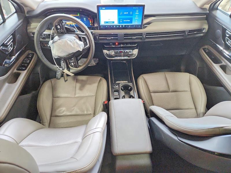 Снимка 8 от търг – 2025 LINCOLN CORSAIR с VIN 5LMCJ2DA0SUL22117