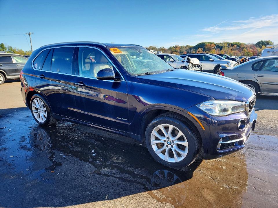 Foto 4 de la subasta – 2015 BMW X5 con VIN 5UXKS4C53F0J98940