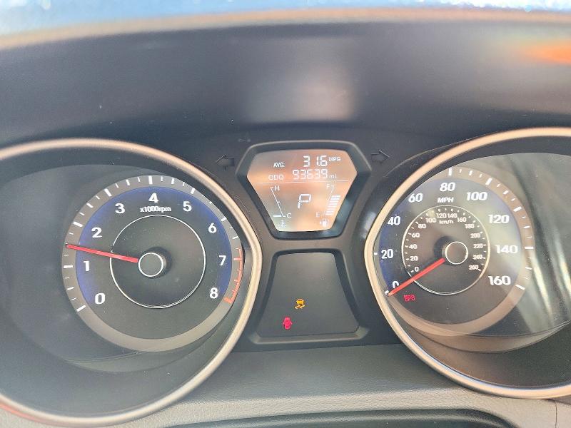 Photo 9 from auction – 2013 HYUNDAI ELANTRA with VIN 5NPDH4AE4DH436645